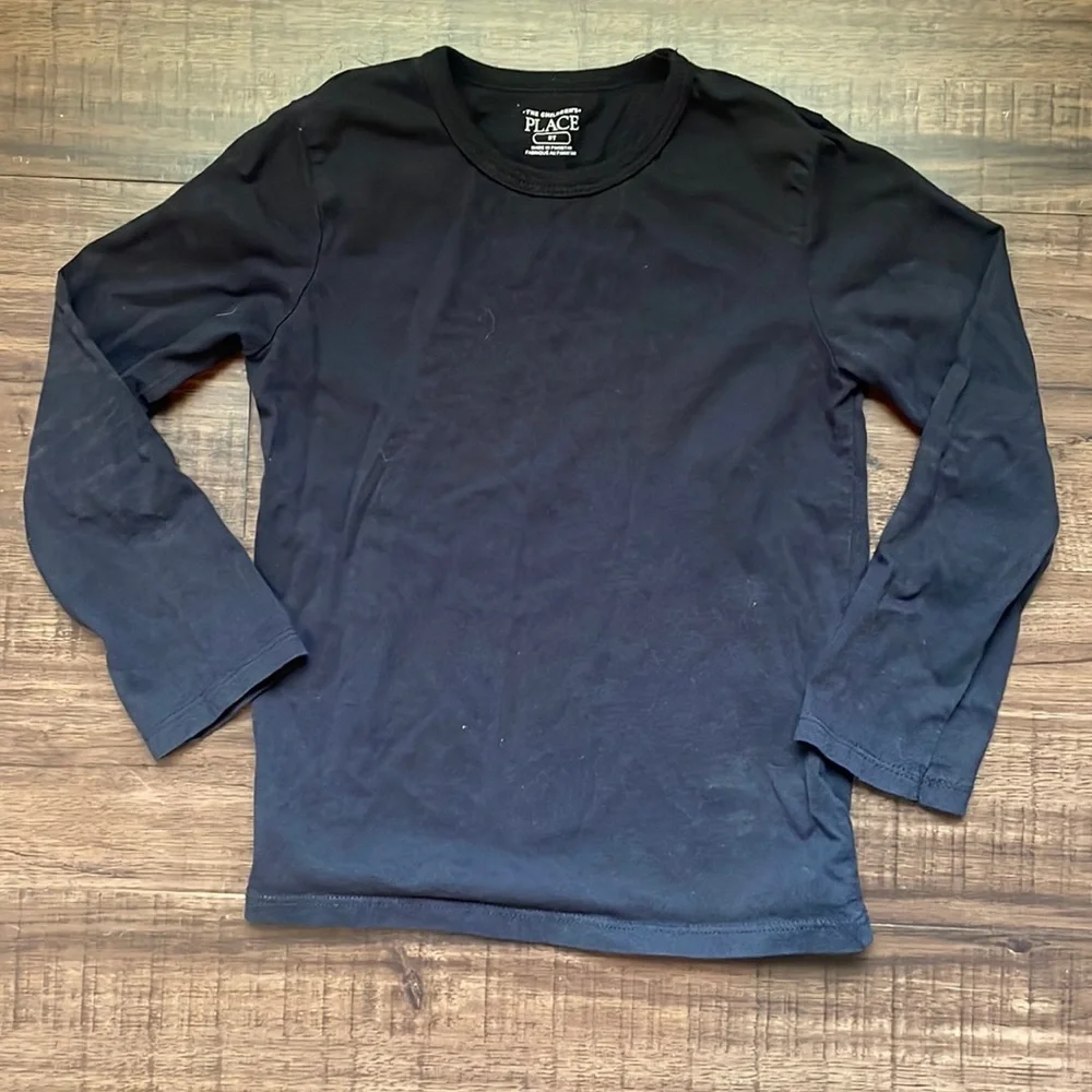 Sz 5T Childrens Place black tee